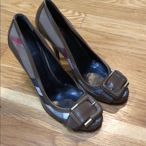 Burberry heels